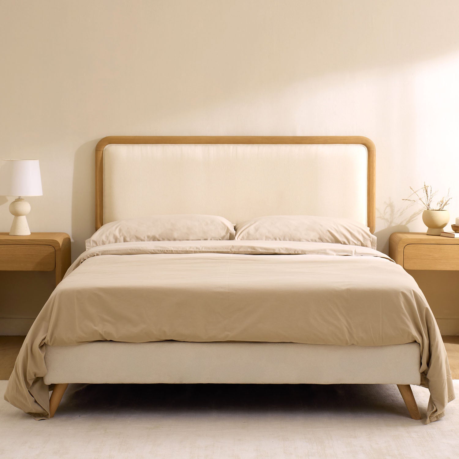 Upholstered headboard Boyd