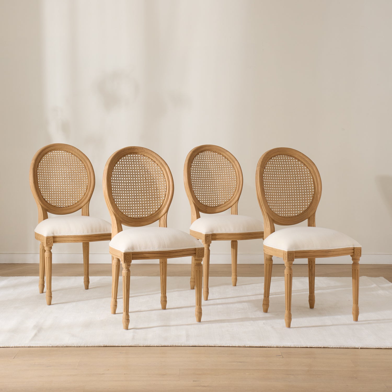 Pack 4 Rounded chairs