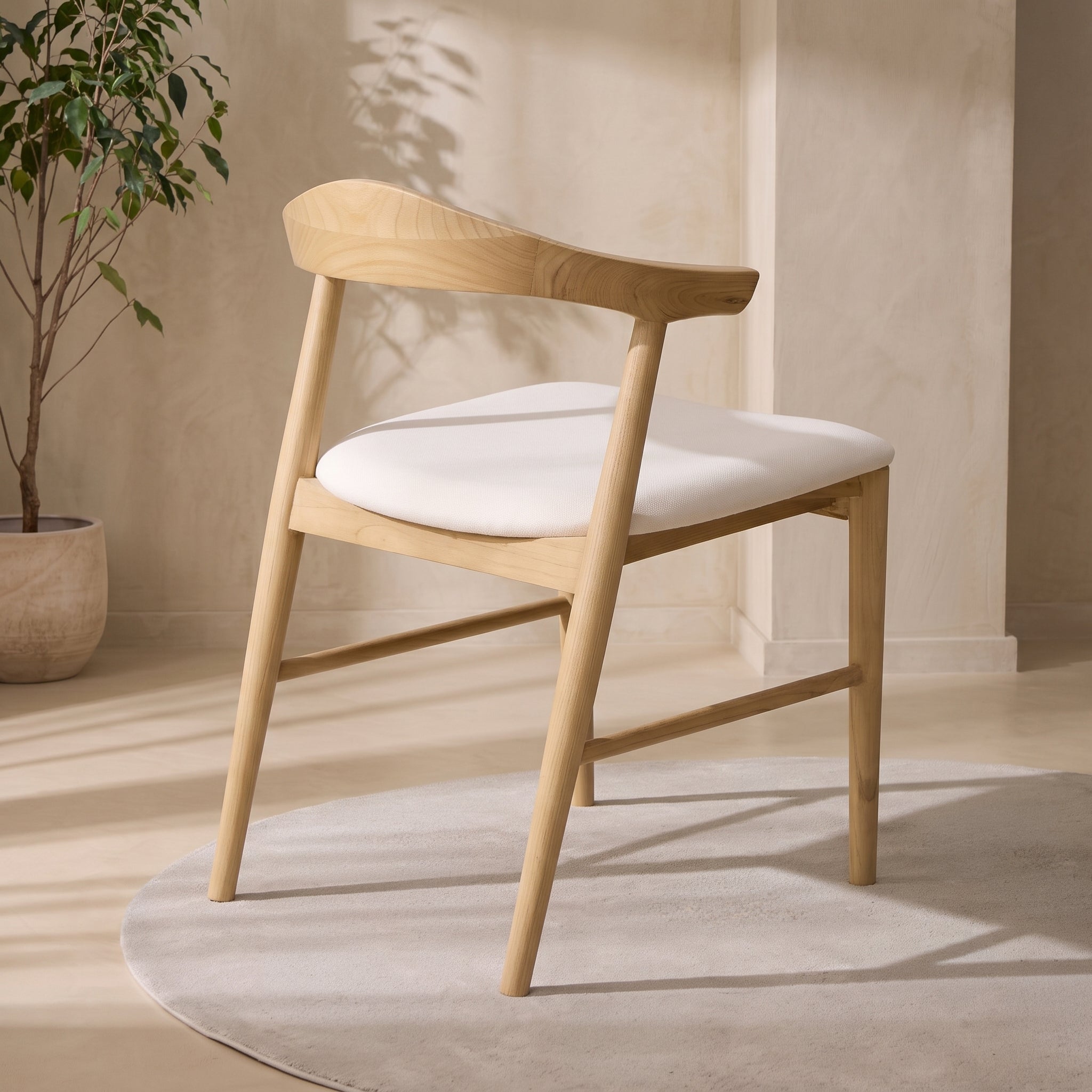 Chair Madi