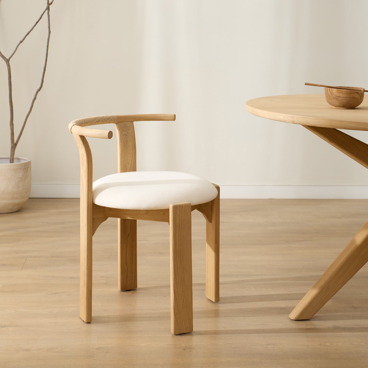 Tilo Chair
