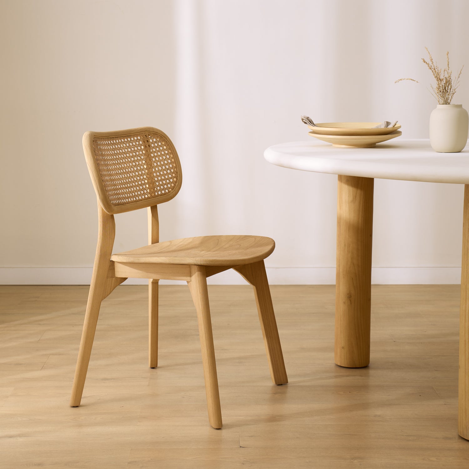 Pack 4 Dari Wood chairs