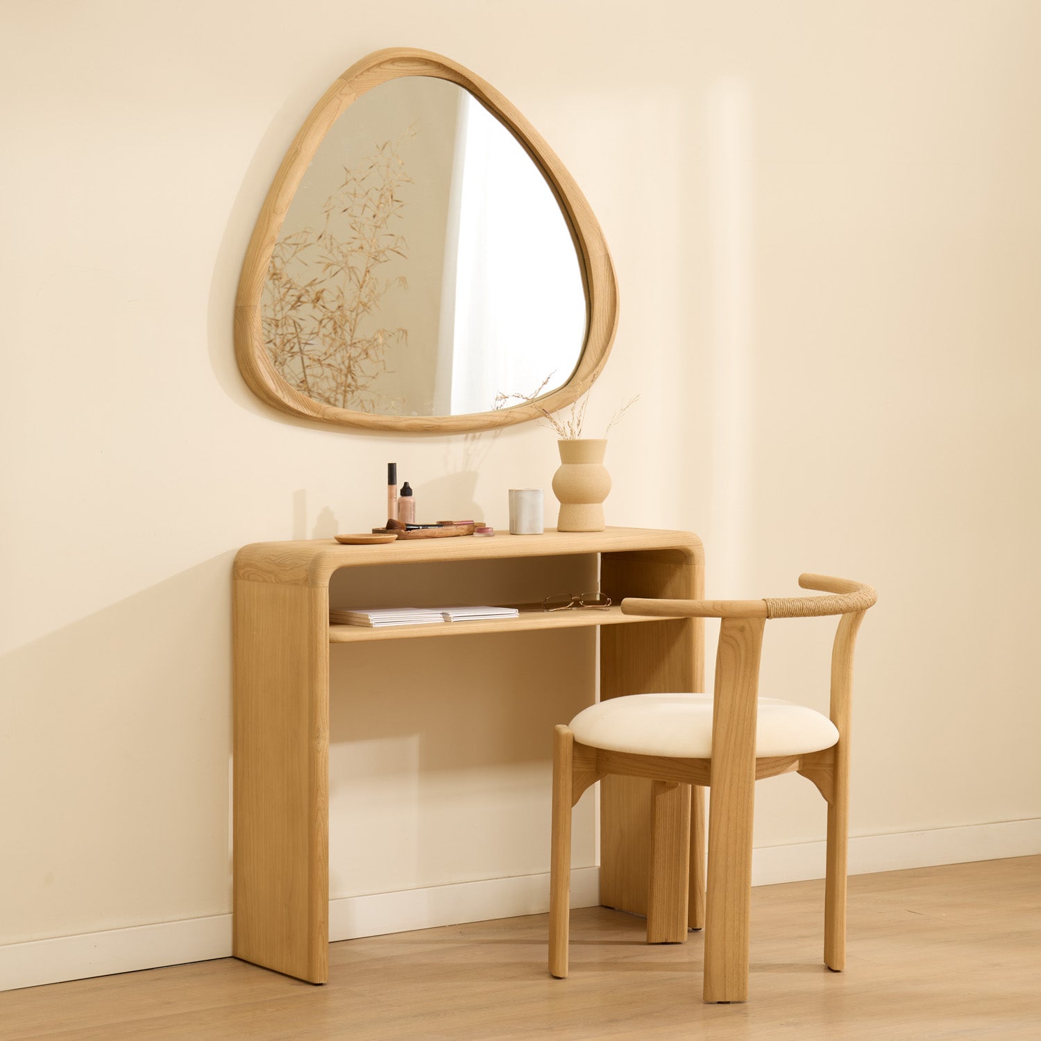 Boyd Air Vanity