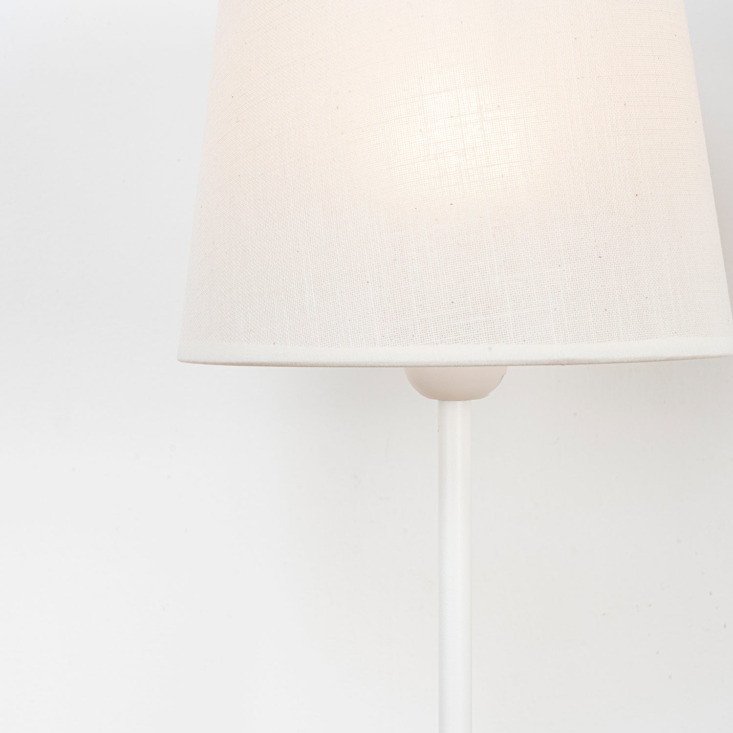 Biro lámpara de mesa