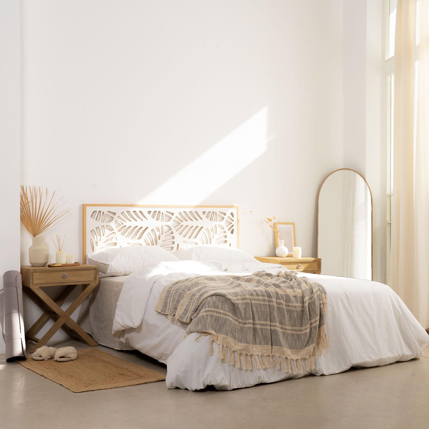 Blade Cabecero de cama blanco y madera