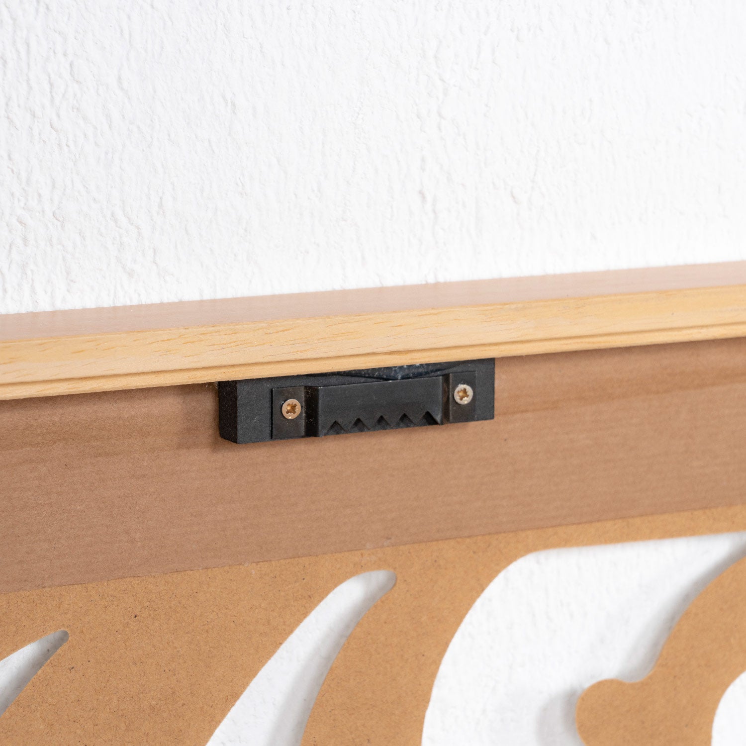 Blomma Cabecero de cama blanco y madera