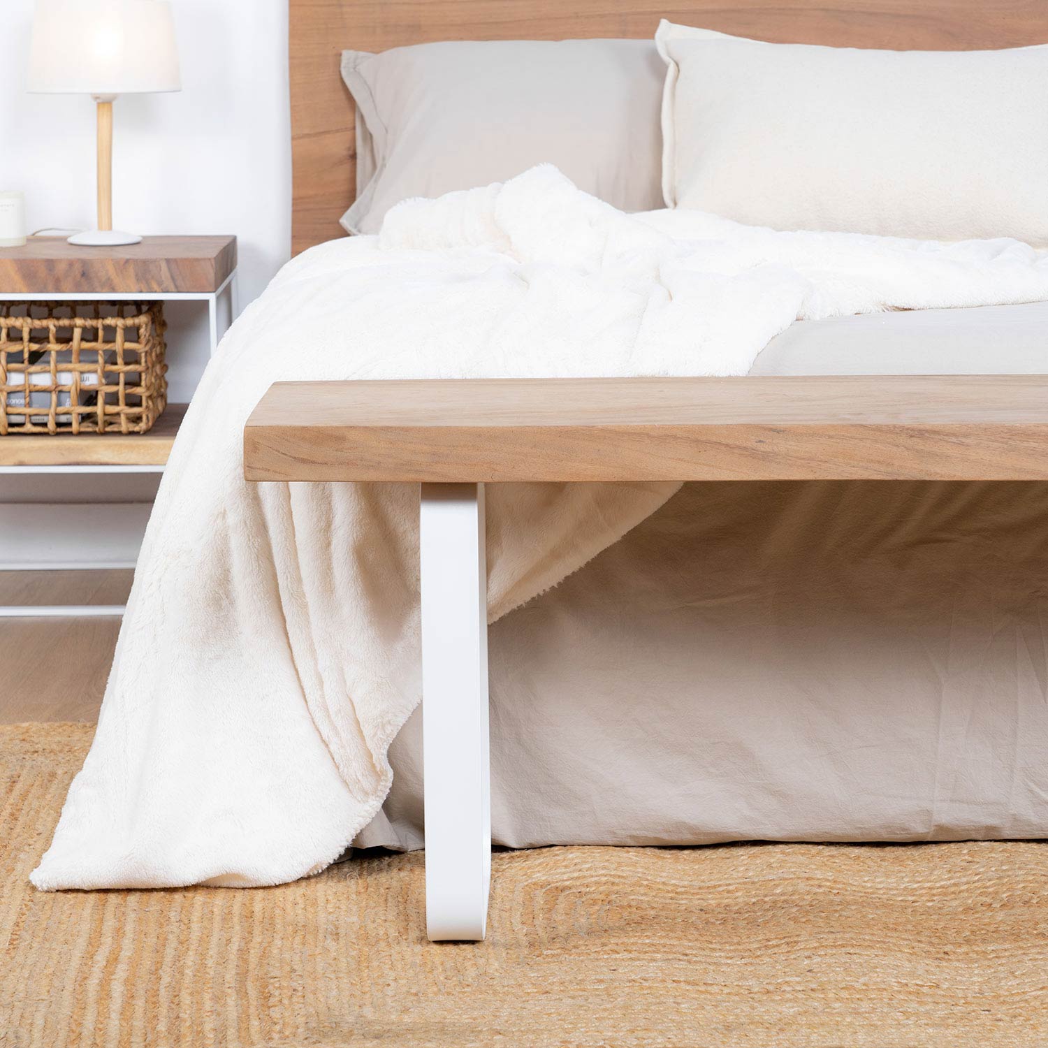 Nayi Banqueta de madera y hierro blanco