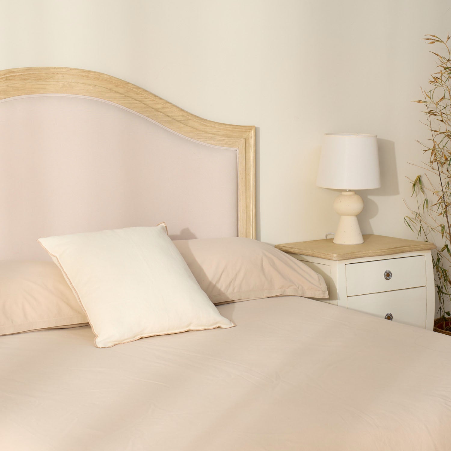 MANI HEADBOARD PACK + 2 MANI NIGHTSTANDS