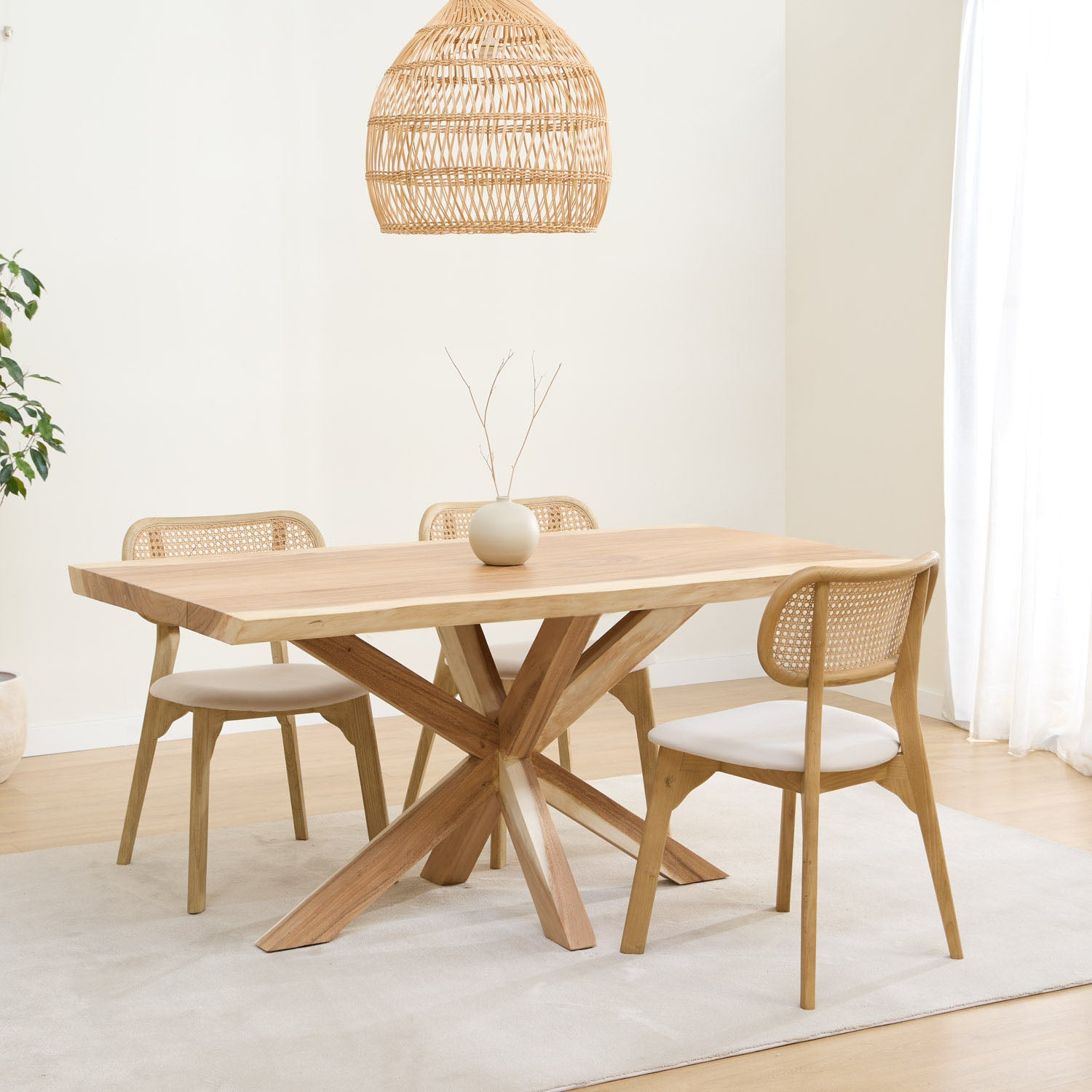 TABLE NATURA