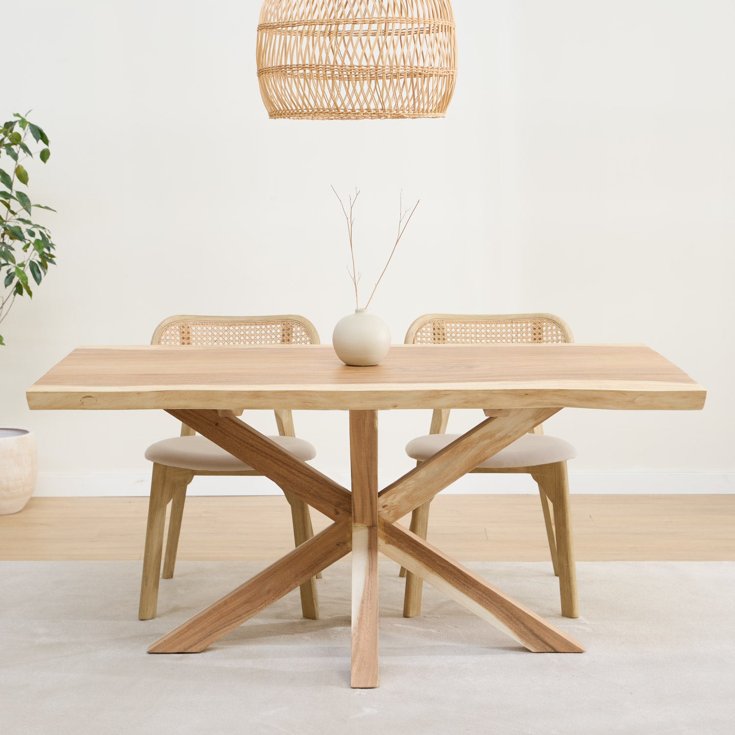 TABLE NATURA