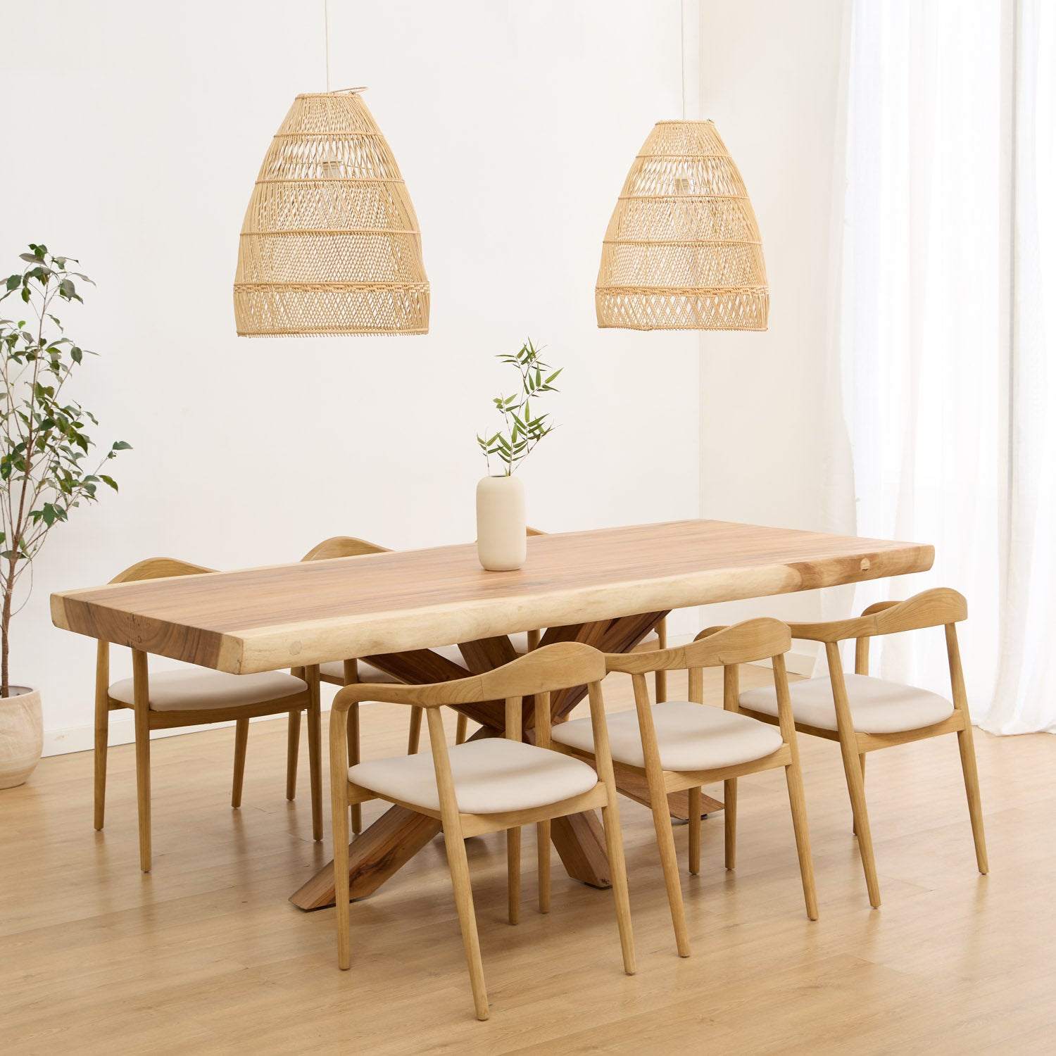 TABLE NATURA L