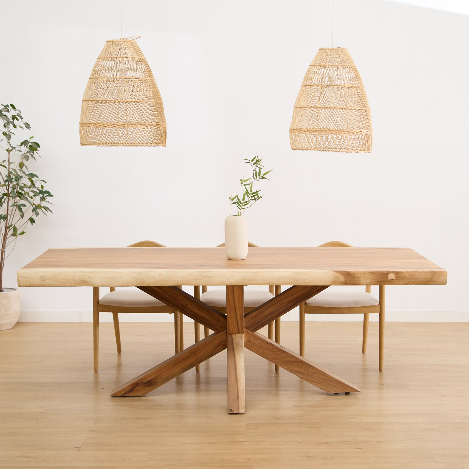 TABLE NATURA L