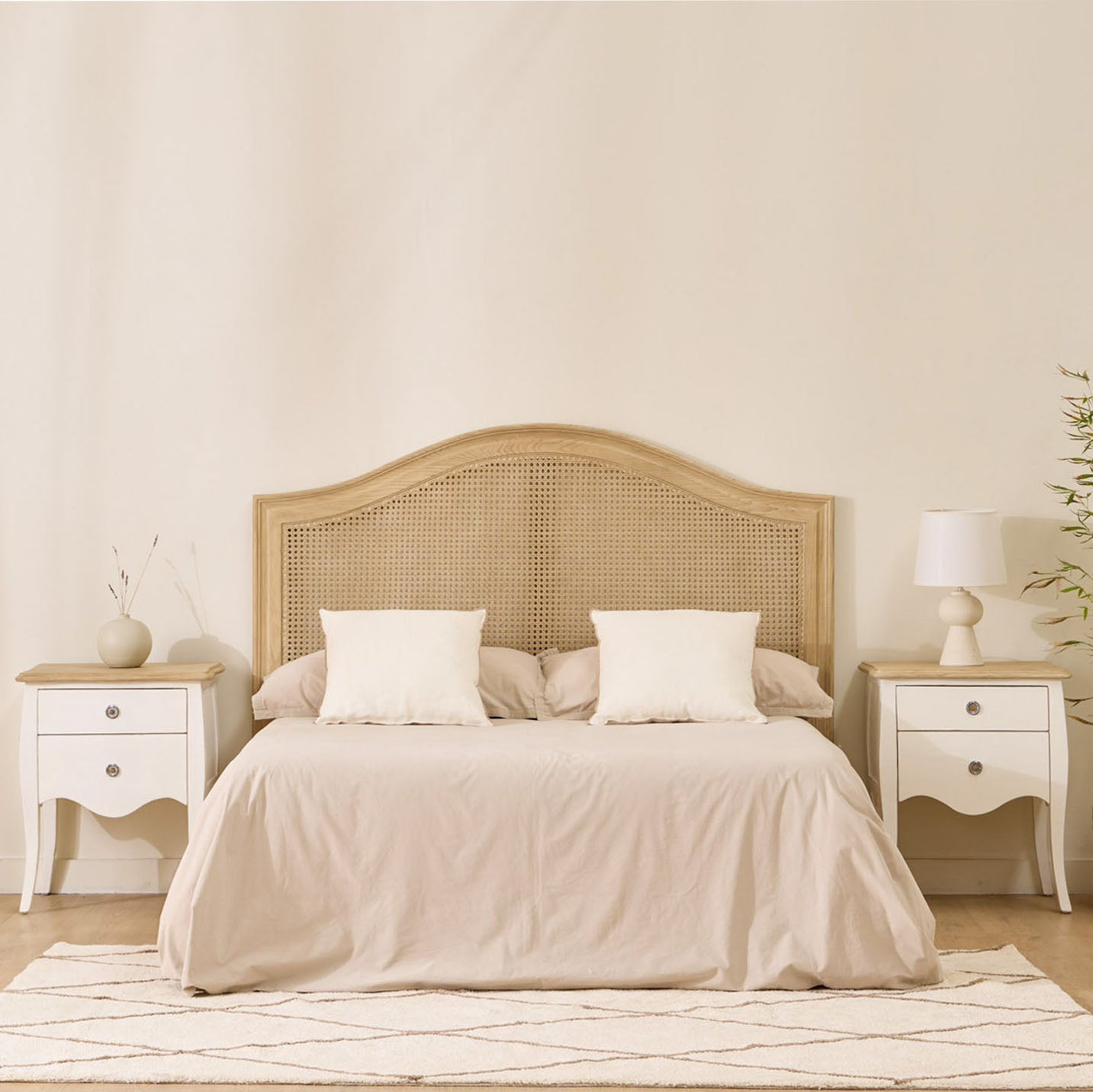 MANI GRID HEADBOARD PACK + 2 MANI NIGHTSTANDS