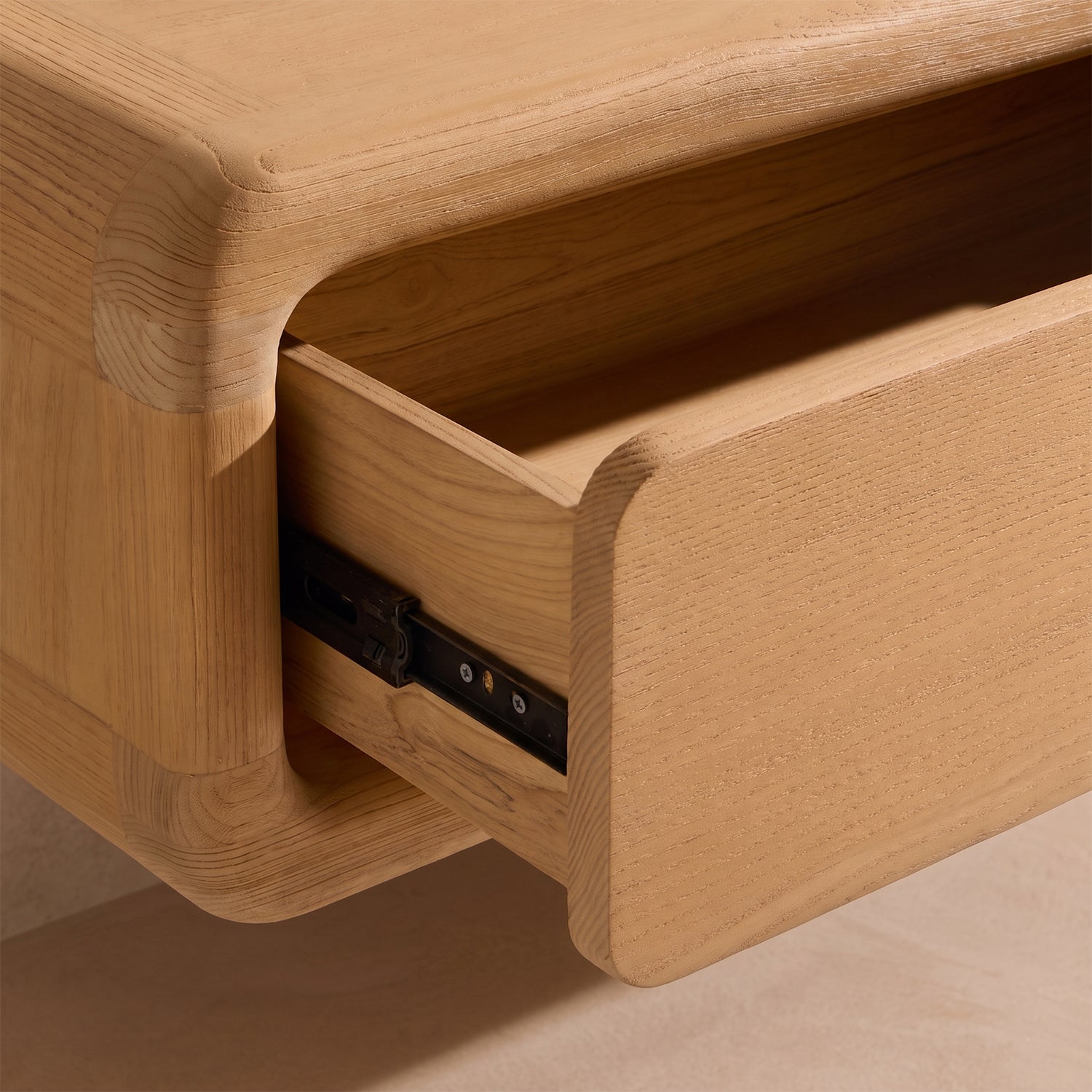 Capsule TV Unit