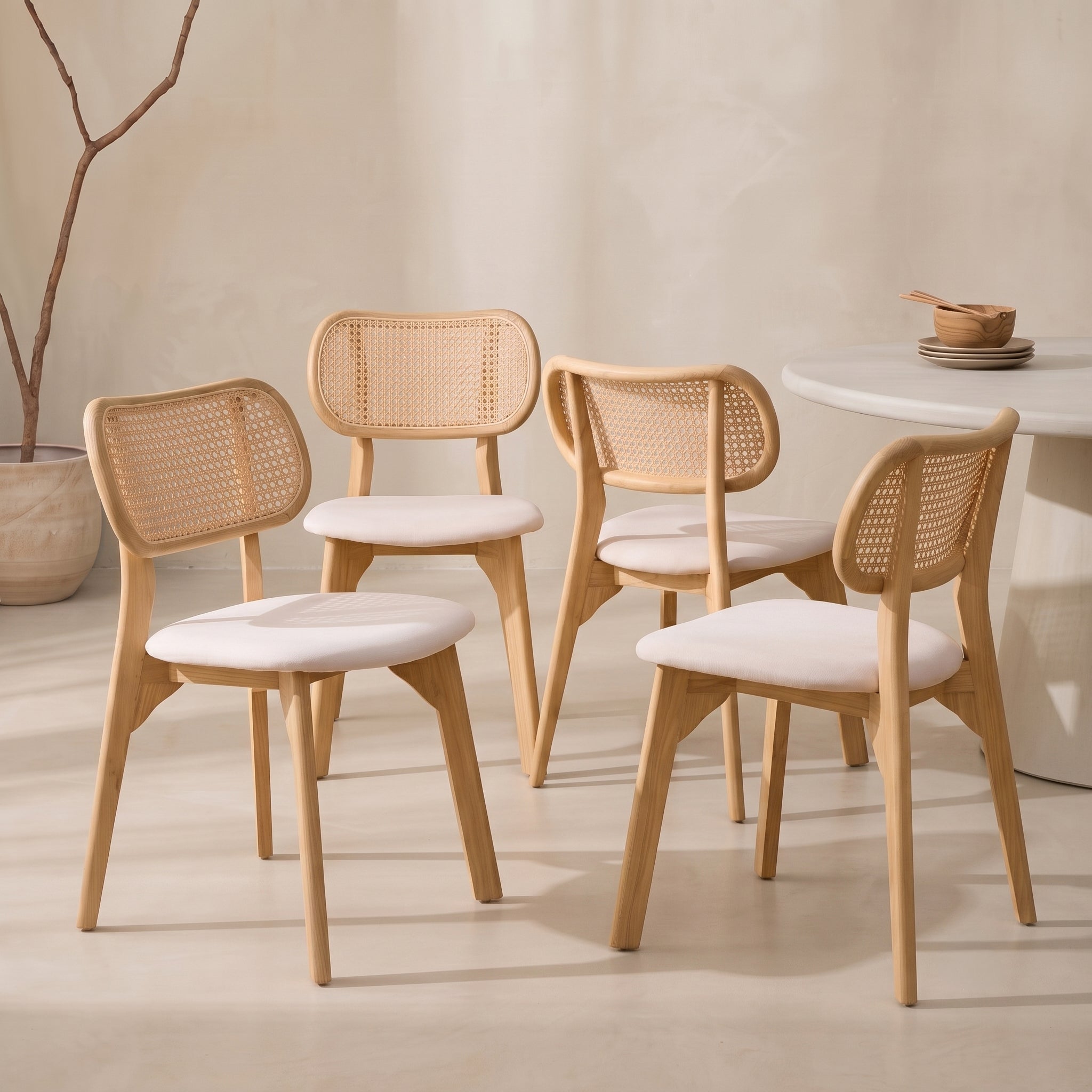 Pack 4 Dari chairs