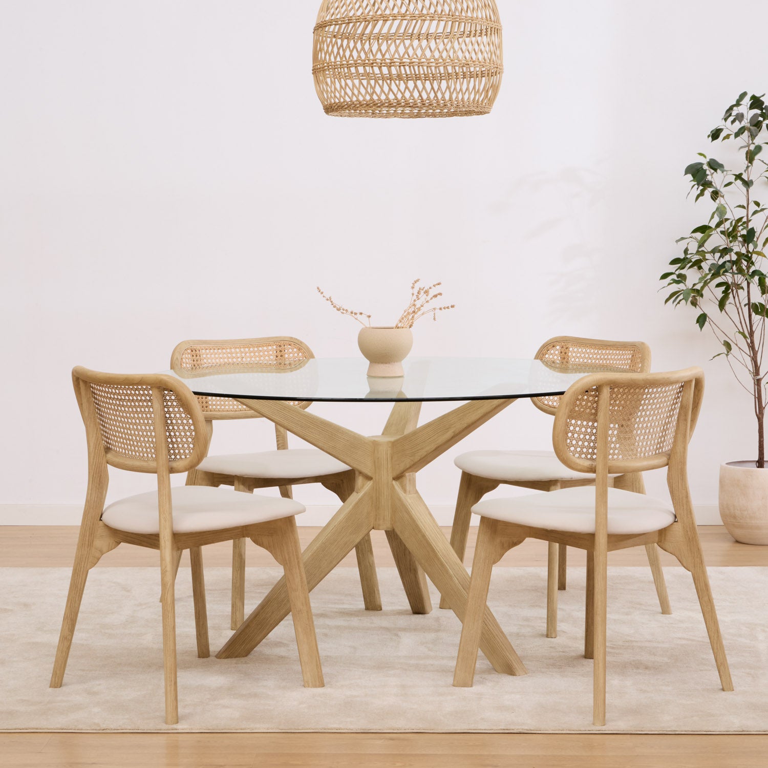 PACK TABLE SKAN + 4 CHAISES DARI