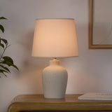 Sama Lámpara de mesa cerámica blanca y lino