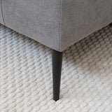 Velis sofá chaise longue color gris cálido
